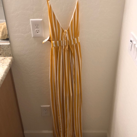 NEW Charlotte Russe SIZE SMALL - Picture 4 of 5